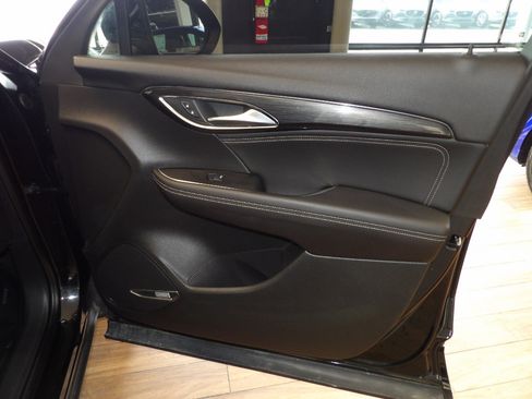 Used 2022 Buick Envision Essence w/ Technology Package II image 12