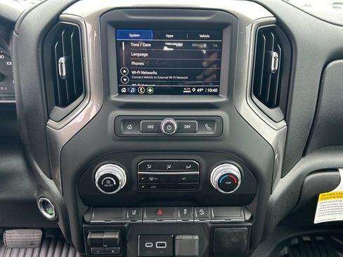 New 2026 GMC Sierra 2500 Pro w/ X31 Off-Road Package image 14