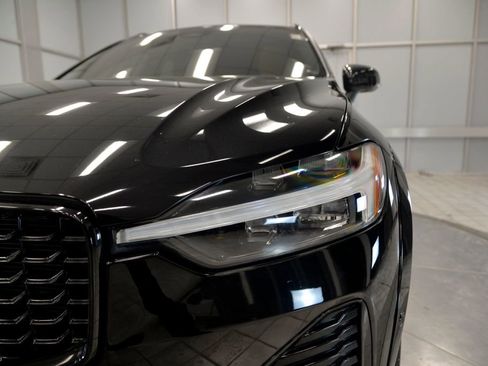 Used 2023 Volvo XC60 T8 Ultimate w/ Protection Package Premier image 11