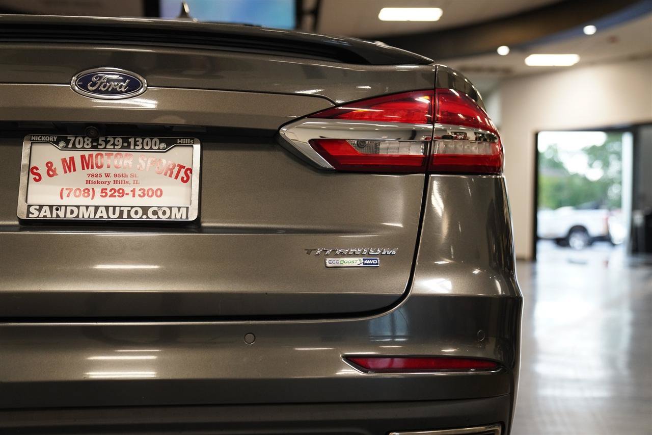 Used 2020 Ford Fusion Titanium AWD/4WD image 16