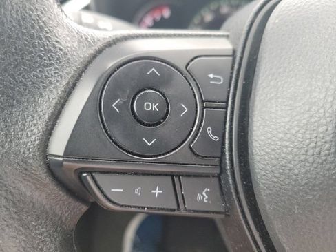 Used 2024 Toyota RAV4 XLE FWD image 12