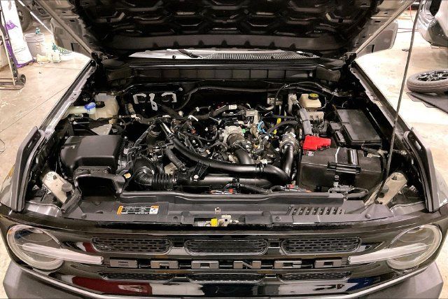 Used 2022 Ford Bronco Outer Banks AWD/4WD image 10