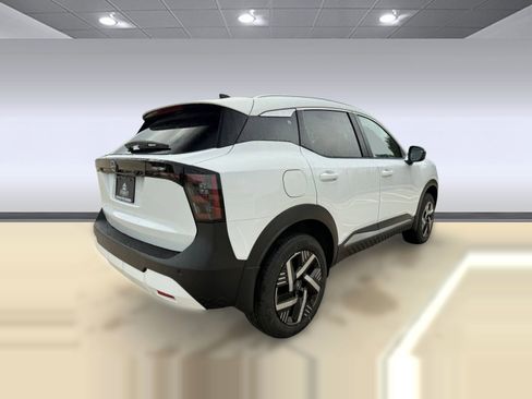 New 2026 Nissan Kicks SV image 8