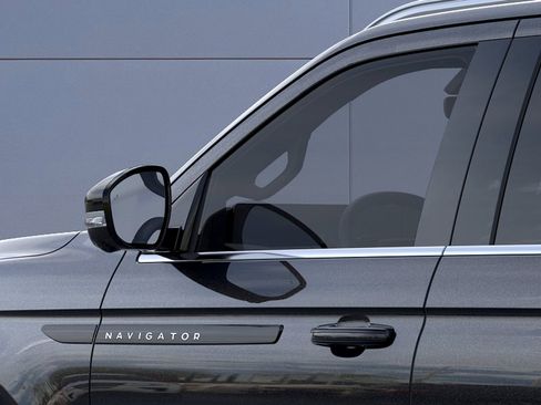 New 2026 Lincoln Navigator L Black Label AWD/4WD image 20
