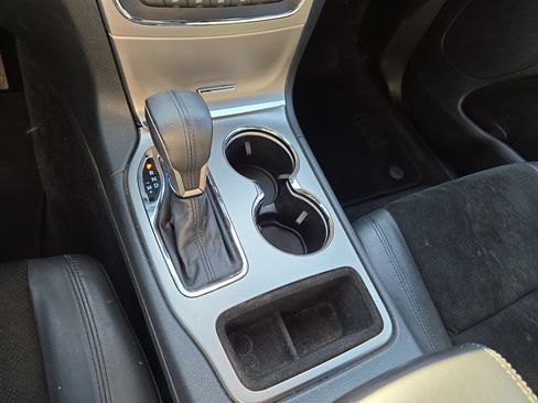 Used 2017 Jeep Grand Cherokee Altitude RWD image 22