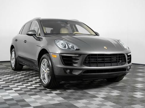 Used 2016 Porsche Macan S image 10