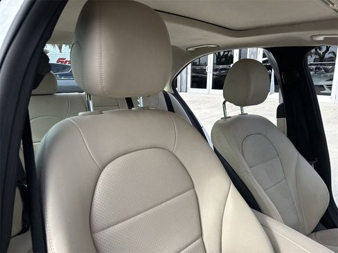 Used 2019 Mercedes-Benz C 300 Sedan image 47