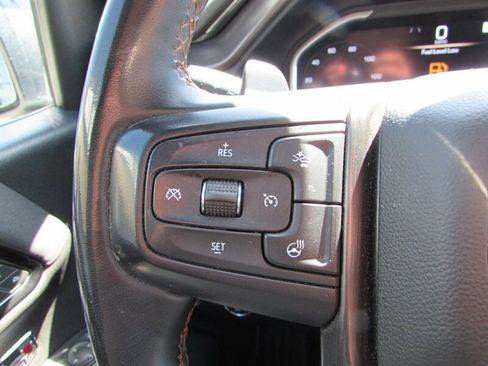 Used 2023 GMC Sierra 1500 AT4 w/ Technology Package AWD/4WD image 18
