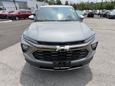 New 2025 Chevrolet TrailBlazer ACTIV w/ Convenience Package image 9
