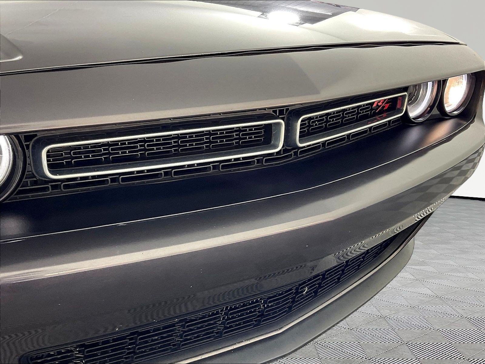 Used 2017 Dodge Challenger R/T Plus RWD image 31