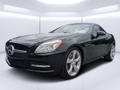 Used 2012 Mercedes-Benz SLK 350 image 7