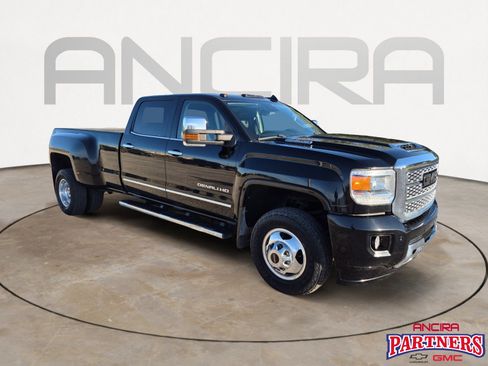 Used 2018 GMC Sierra 3500 Denali image 1