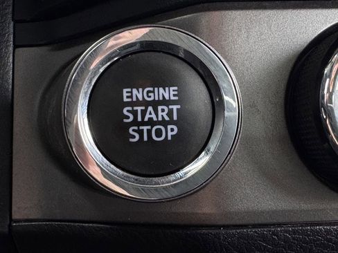 Used 2023 Toyota Tacoma SR5 w/ Technology Package AWD/4WD image 21