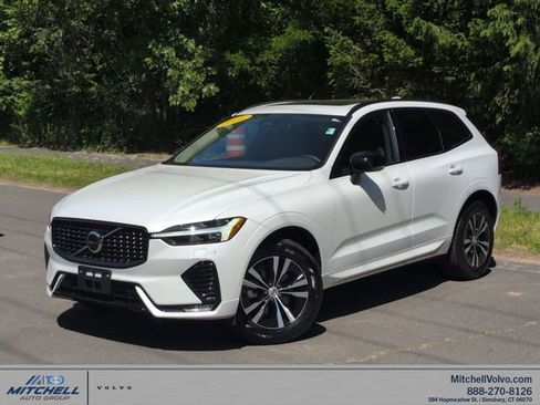 Certified 2025 Volvo XC60 B5 Core AWD/4WD image 1