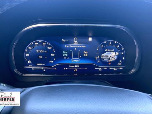 Used 2022 Chevrolet Tahoe LT w/ Luxury Package image 19