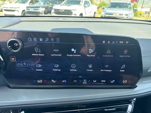 New 2026 Chevrolet Traverse LT w/ Sun and Wheel Package AWD/4WD image 28