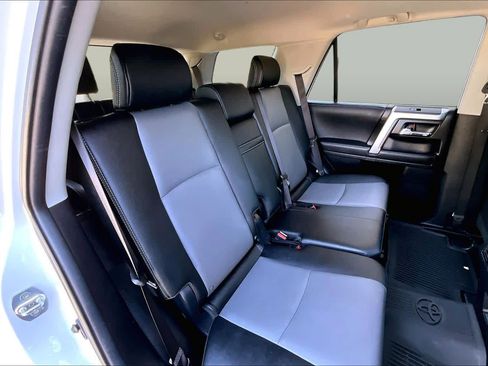 Certified 2024 Toyota 4Runner SR5 Premium w/ Moonroof Package AWD/4WD image 20