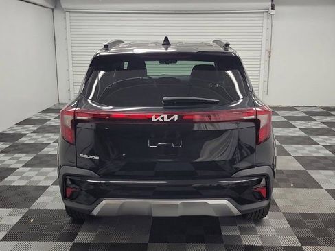 Certified 2024 Kia Seltos S FWD image 5