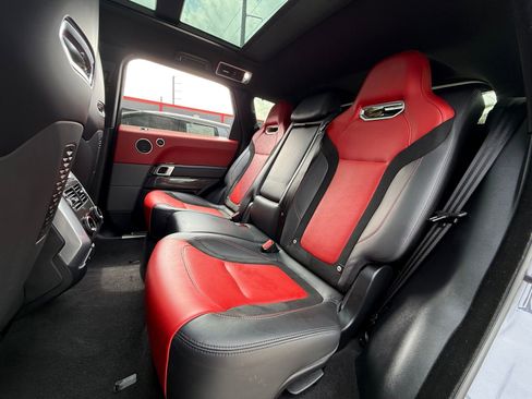 Used 2022 Land Rover Range Rover Sport SVR image 18