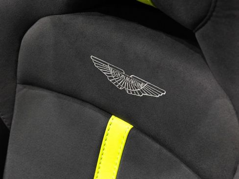 Used 2023 Aston Martin V8 Vantage Roadster RWD image 32
