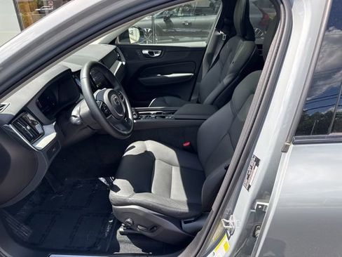 Used 2025 Volvo XC60 B5 Plus AWD/4WD image 20