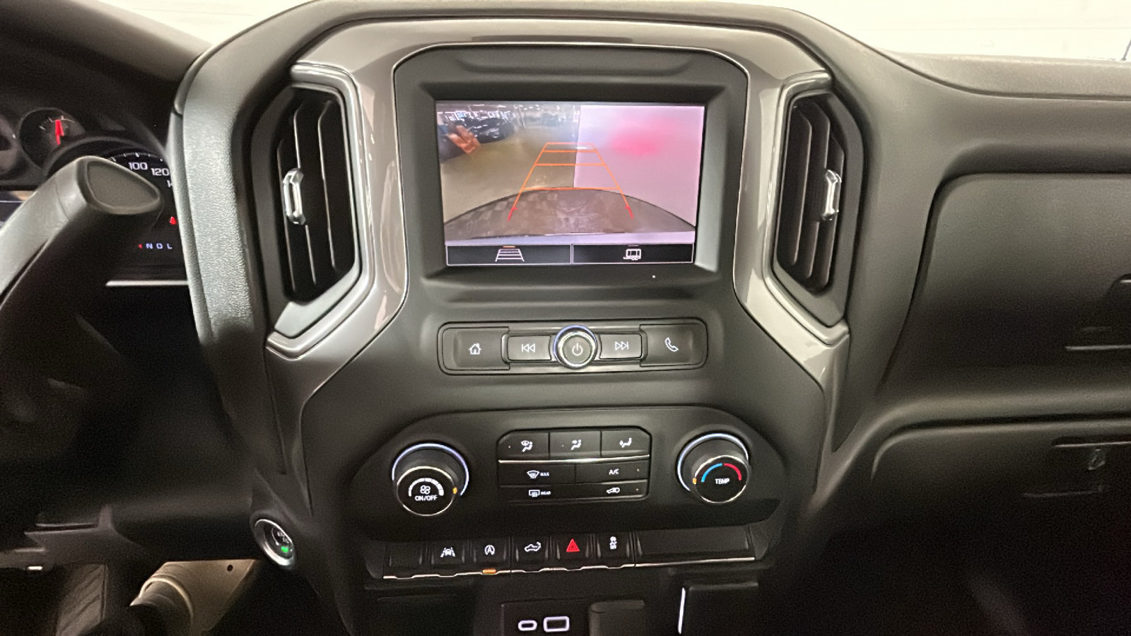 Used 2024 Chevrolet Silverado 1500 Custom AWD/4WD image 28