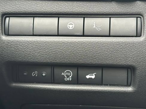 New 2026 Nissan Rogue Platinum w/ Platinum Premium Package AWD/4WD image 31