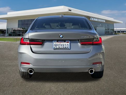 Used 2025 BMW 330i Sedan w/ Convenience Package image 9