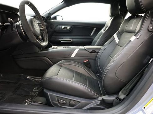 Used 2022 Ford Mustang Shelby GT500 w/ Technology Package image 74