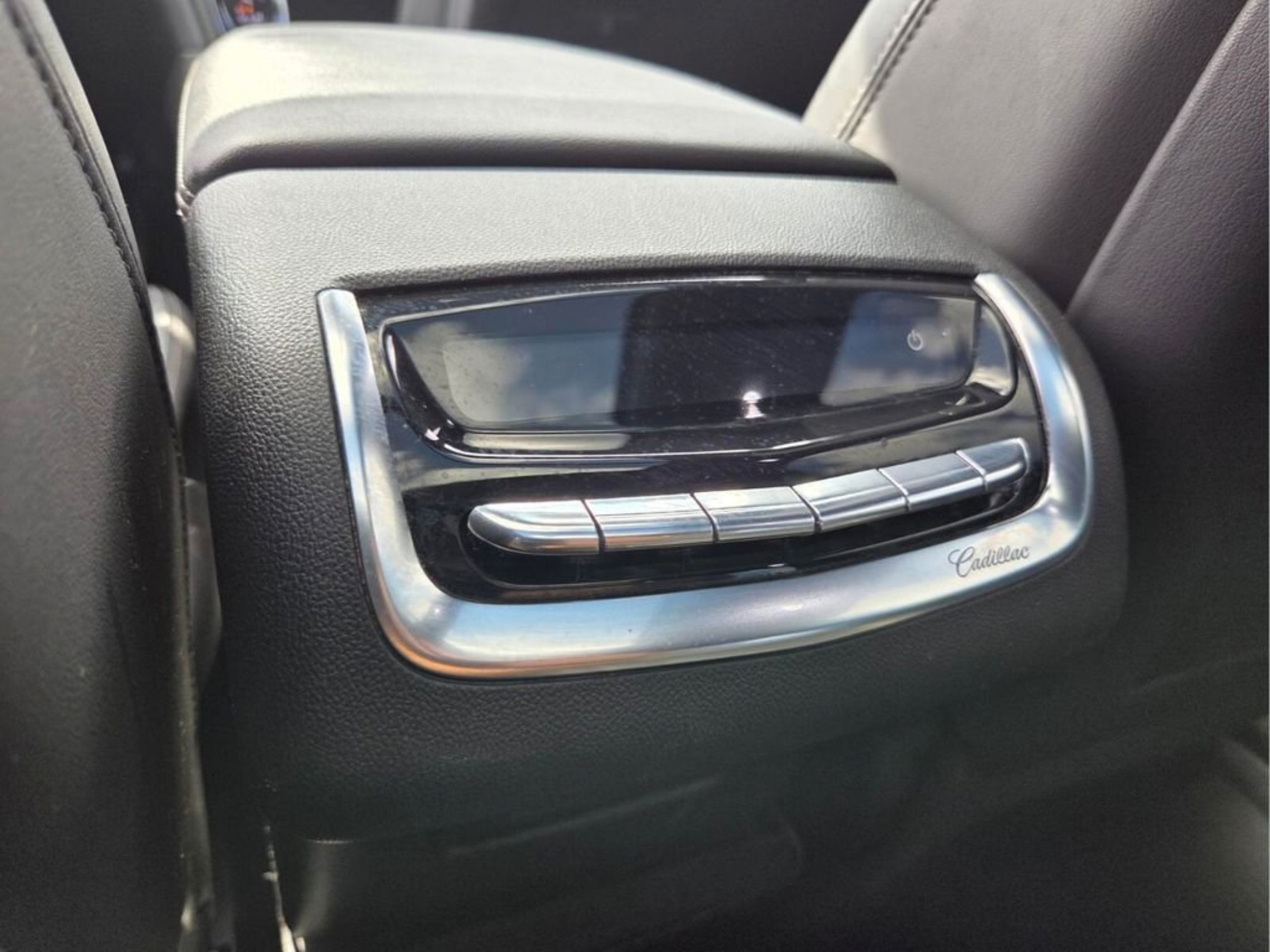 Used 2020 Cadillac XT6 Premium Luxury FWD image 15