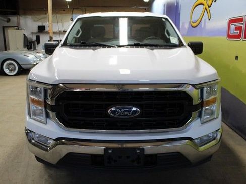 Used 2021 Ford F150 XLT RWD image 2
