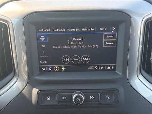 Used 2024 Chevrolet Silverado 2500 Custom w/ Custom Value Package image 27