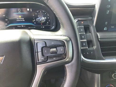 Used 2023 Chevrolet Suburban LT image 29