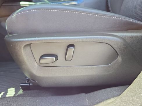 Certified 2023 Buick Envision Preferred w/ Sport Touring Package AWD/4WD image 18