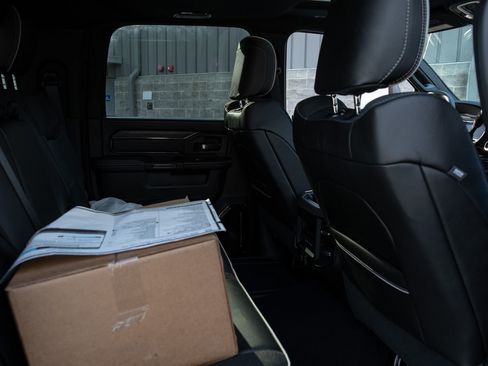 New 2026 RAM 2500 Limited image 38