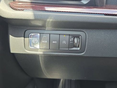 New 2026 Chevrolet Traverse Z71 w/ Enhanced Driving Package AWD/4WD image 28
