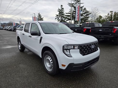 New 2026 Ford Maverick XL image 3