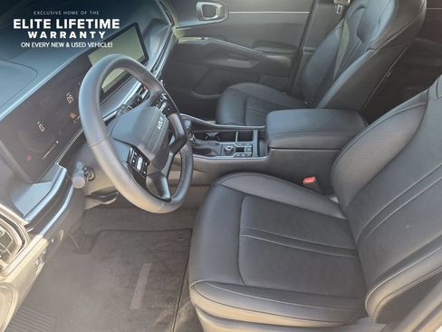 Used 2026 Kia Sorento EX FWD image 12