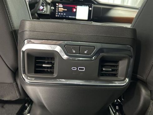New 2026 GMC Sierra 1500 Denali w/ Denali Reserve Package image 30