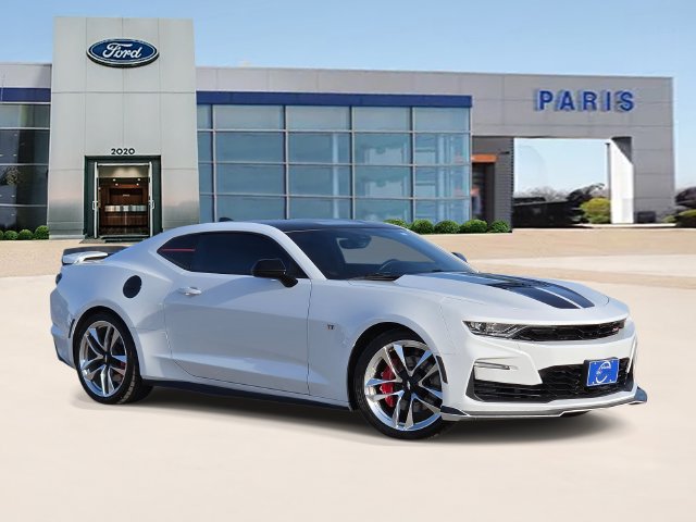 Used 2020 Chevrolet Camaro SS RWD image 1