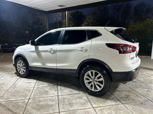 Used 2021 Nissan Rogue Sport S AWD/4WD image 2