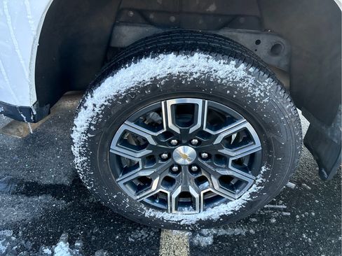 Certified 2023 Chevrolet Colorado LT w/ LT Convenience Package III image 31