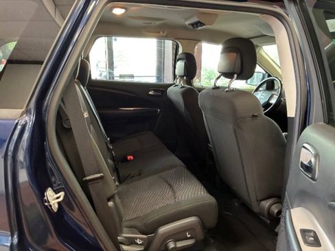 Used 2019 Dodge Journey SE w/ Connectivity Group image 27