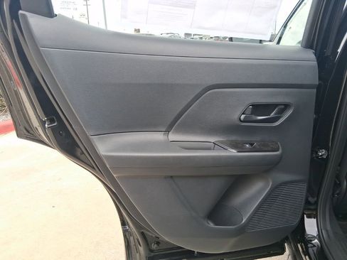 New 2026 Nissan Kicks S image 23