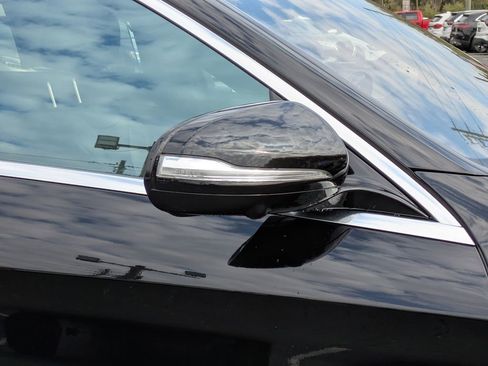 Used 2020 Mercedes-Benz S 560 4MATIC Sedan image 12