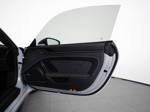 Used 2025 Porsche 911 GT3 image 45