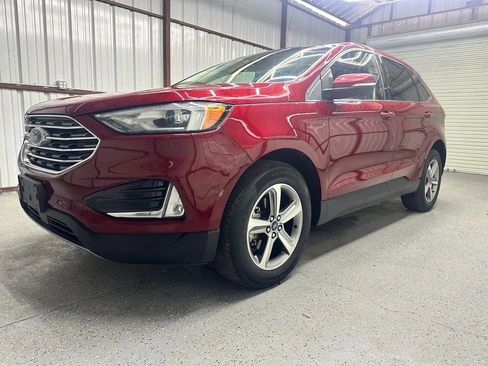 Used 2019 Ford Edge SEL w/ Equipment Group 201A image 3