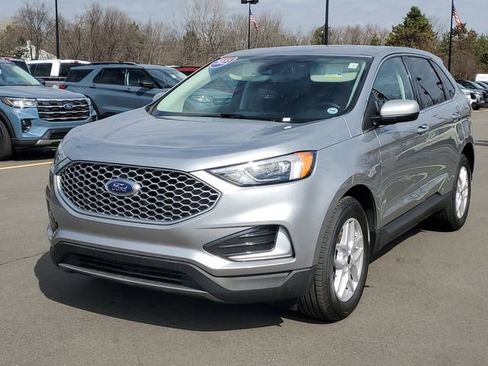 Certified 2023 Ford Edge SEL image 2