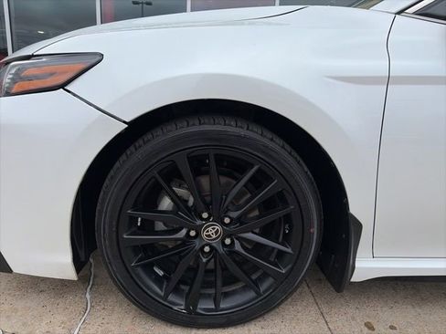 Used 2023 Toyota Camry XSE image 7