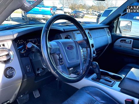 Used 2016 Ford Expedition EL XLT image 12